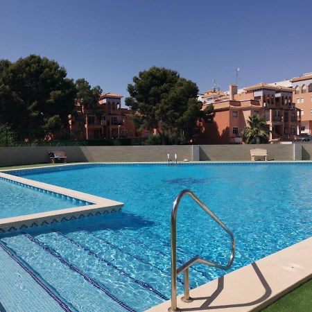 Lovely Apartment In Playa Flamenca Orihuela Exterior foto